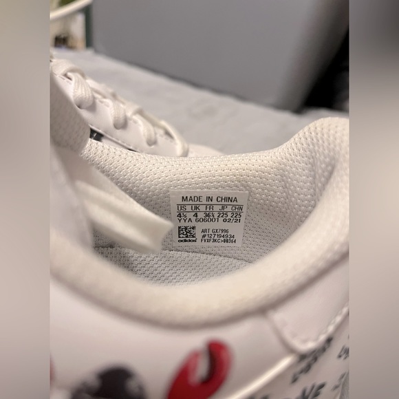 (LIMITED EDITION) *RARE ADIDAS Philip Colbert X Superstar Save The Lobster - Picture 8 of 9